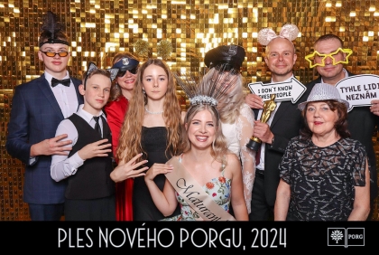 Fotokoutek na ples Nového Porgu 2024
