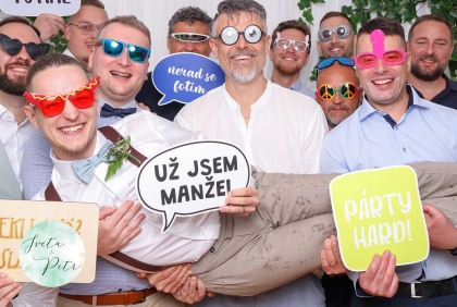 Fotokoutek na svatbu pro Ivetku a Petra (Forejtkovi) 2024
