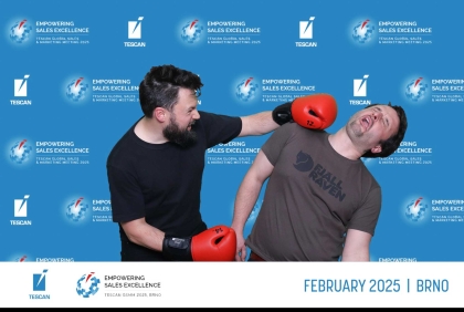 Fotokoutek na firemní akci pro TESCAN