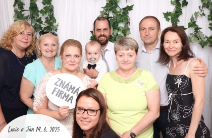 Fotokoutek na svatbě Želešice 14. 6. 2025