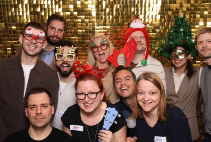 Fotokoutek na vánoční večírek | 1. 12. 2025