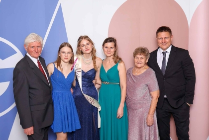Fotokoutek na maturitní ples | 29. 11. 2025