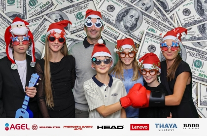 Fotokoutek na vánoční večírek | 10. 12. 2025