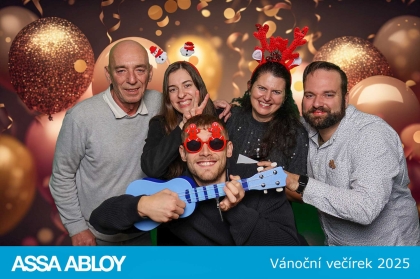 Fotokoutek na vánoční večírek | 11. 12. 2025