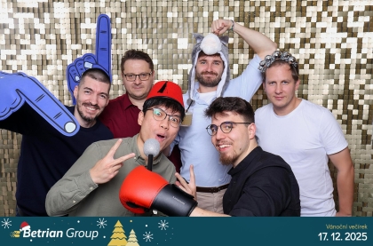 Fotokoutek na vánoční večírek | 17. 12. 2025