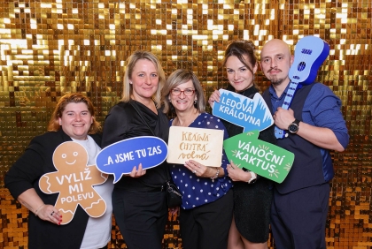 Fotokoutek na vánoční večírek | 16. 12. 2025