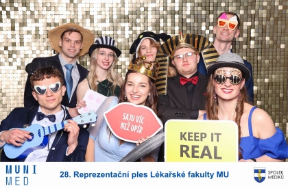Fotokoutek na ples Lékařské fakulty MU | 6. 3. 2026